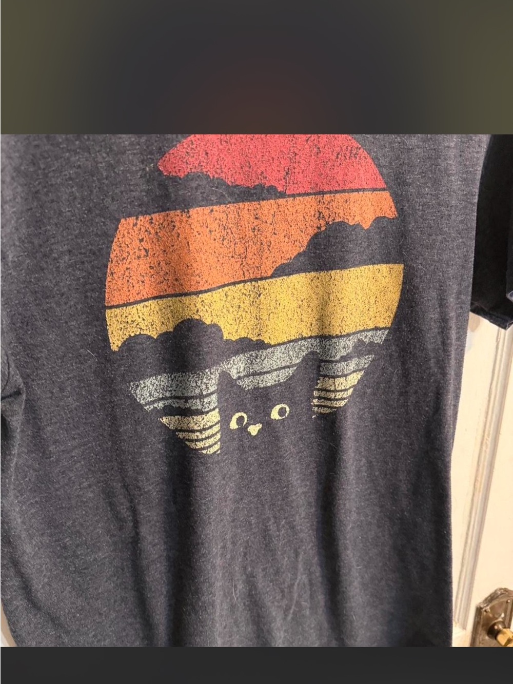 Gildan Navy Short Sleeve Tee with Retro Sunset Cat Graphic - Picture 2 of 4